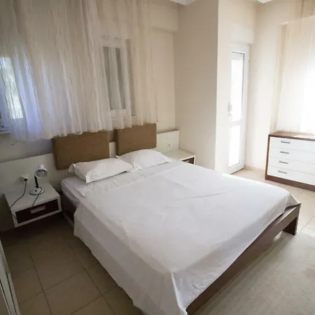 Olympias Court A